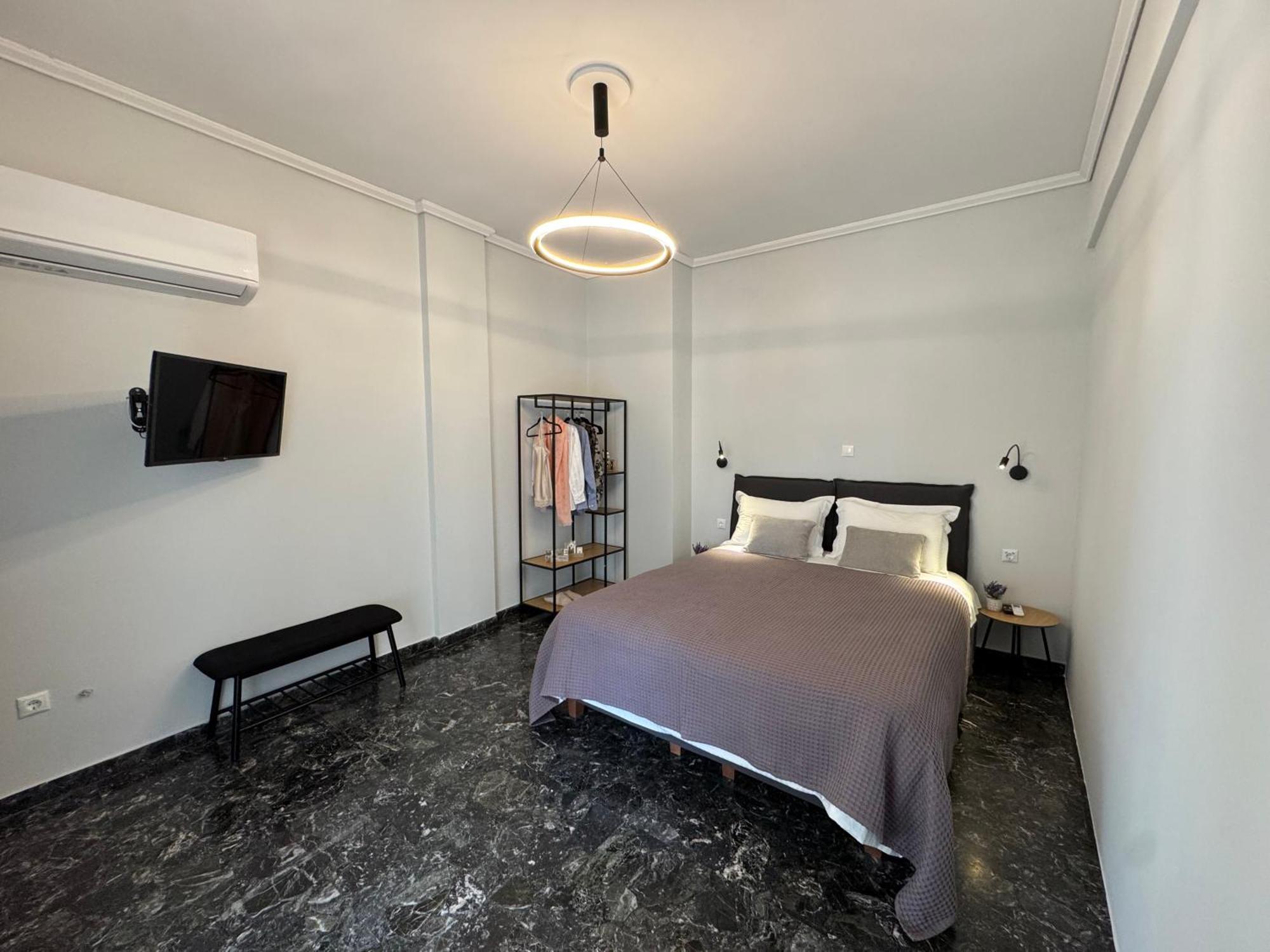 Ferienwohnung Living Near Acropolis By Sylvia Staikou 2Nd & 3D Floor Athen Exterior foto